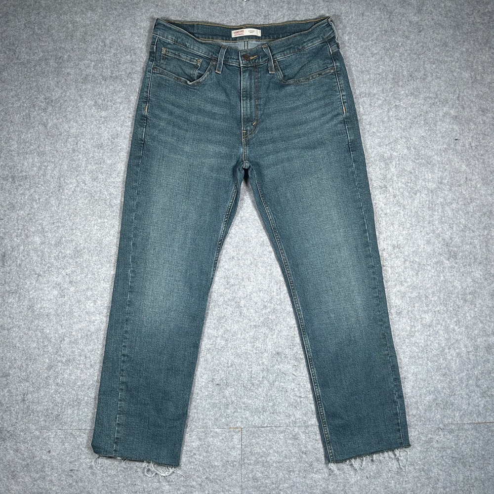 Signature Levi Strauss denim jeans Men 32x30(33x28) Blue straight leg raw hem